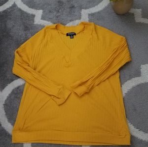 Ribbed knit pullover